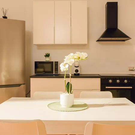 דירה Shared Swimming Pool, House Relax Lu Bagnu